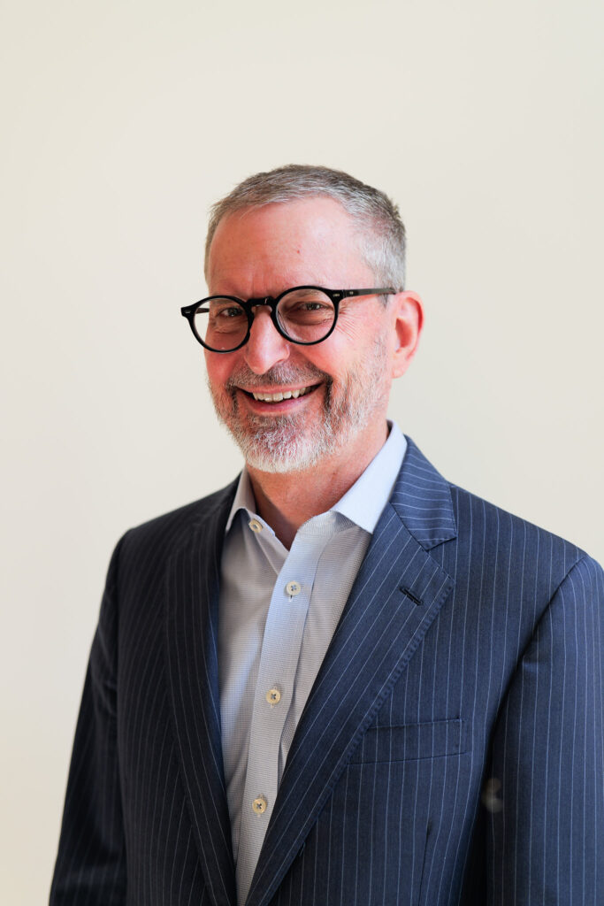 Dr. Gary Daynes